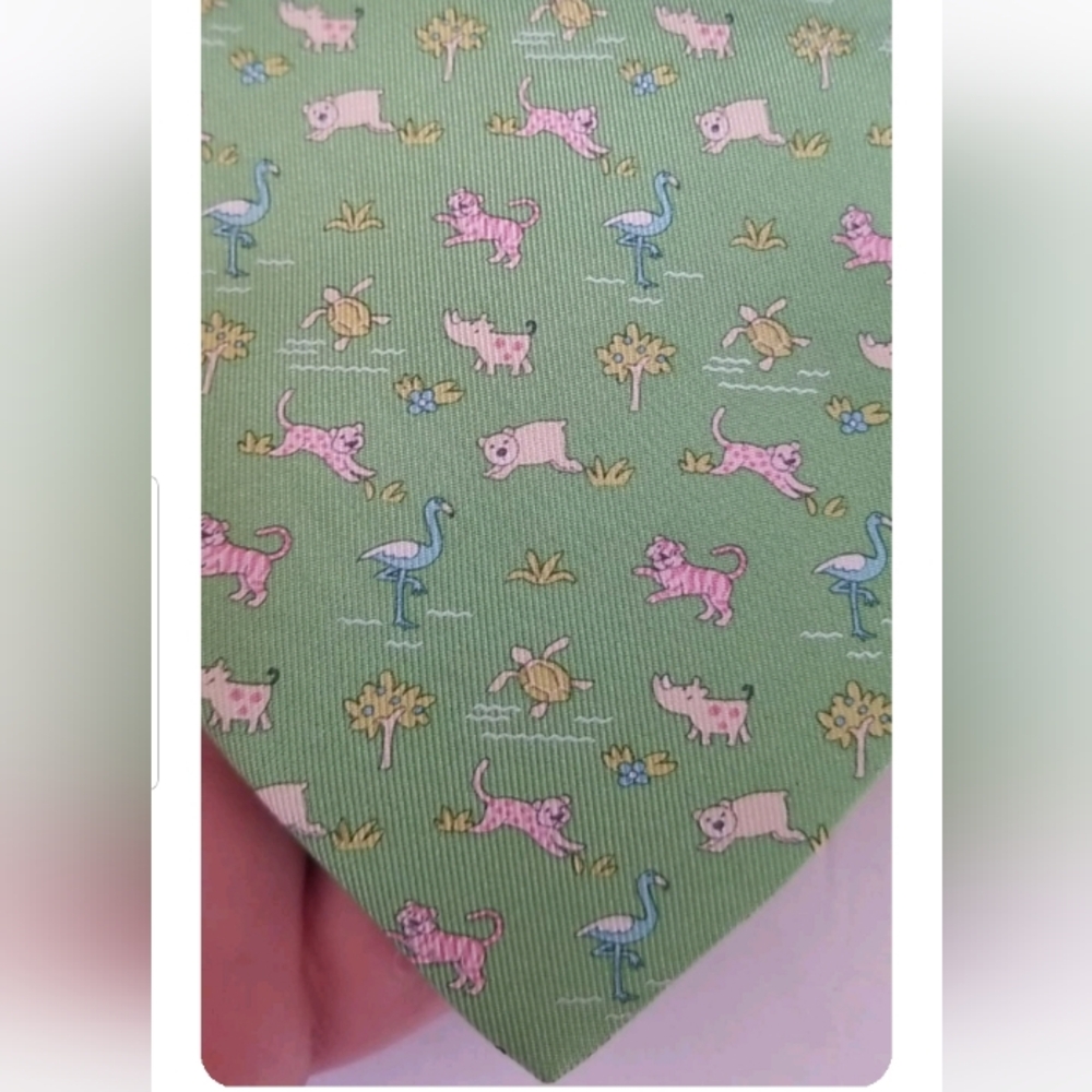 Salvatore Ferragamo Tie NWOT - Picture 3 of 5